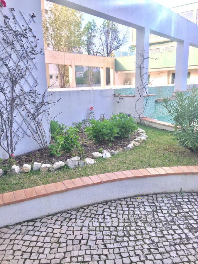Apartment With Private Terrace & Car Garage Lisbon Exterior photo